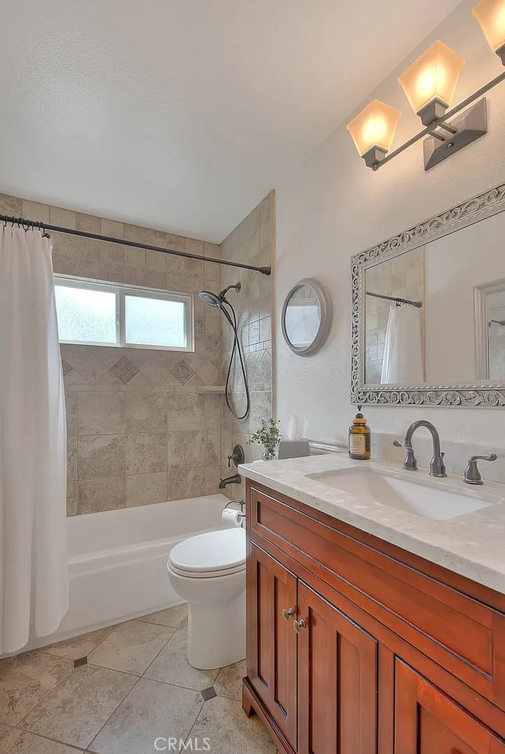 15489 Quiet Oak, Chino Hills, California 91709 home-pic-52