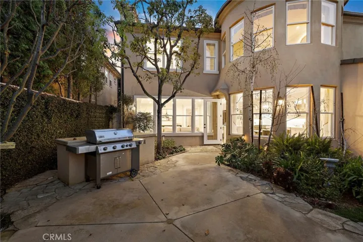 15 Vernon, Newport Coast, California 92657