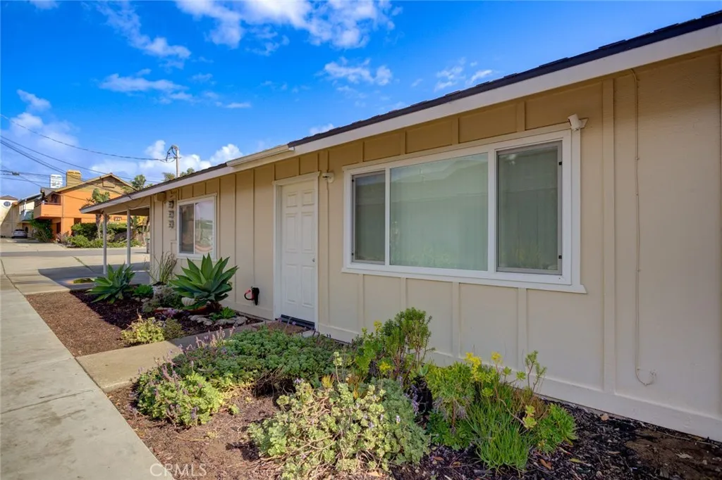 1234 Seabright, Grover Beach, California 93433 home-pic-4