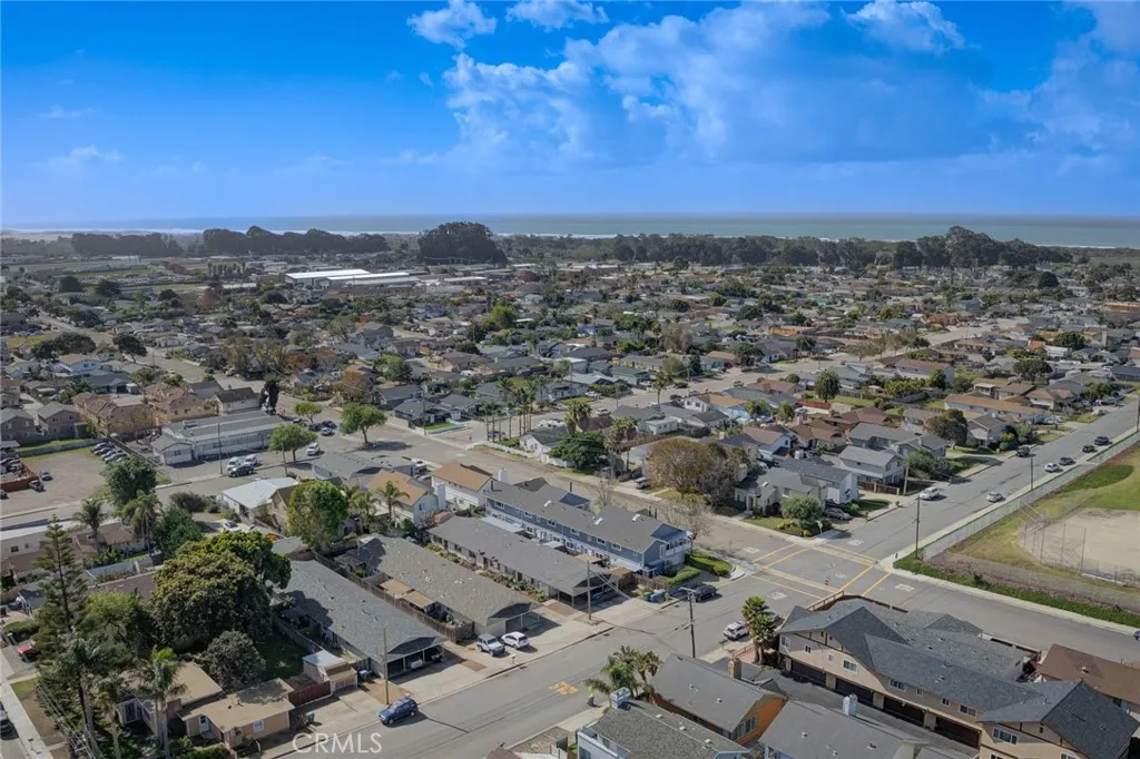 1234 Seabright, Grover Beach, California 93433 home-pic-31