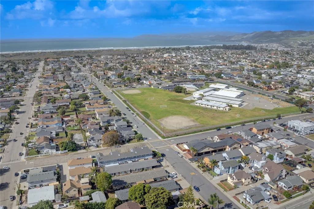 1234 Seabright, Grover Beach, California 93433 home-pic-40