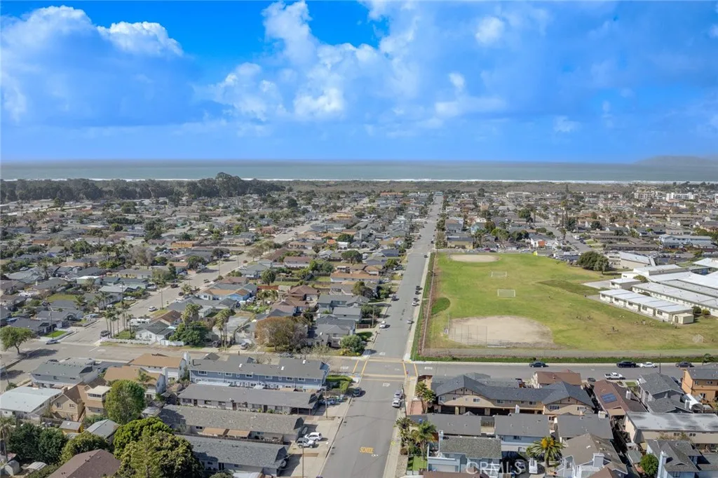 1234 Seabright, Grover Beach, California 93433 home-pic-33