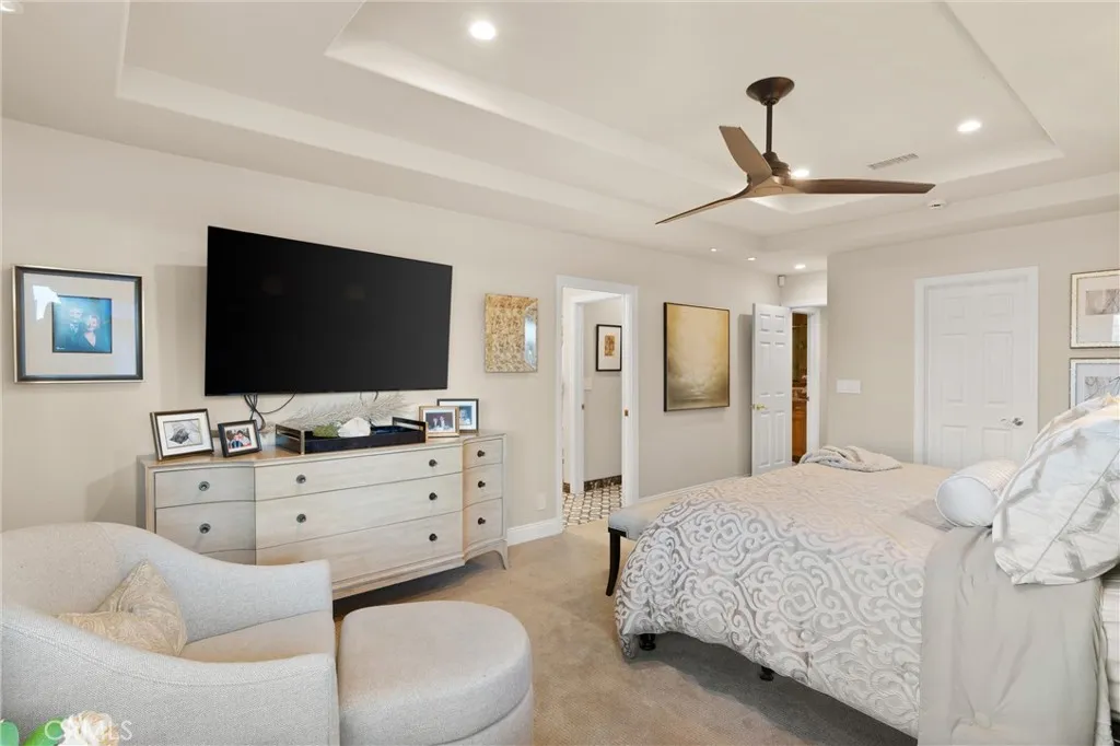 2065 Phalarope Court, Costa Mesa, California 92626 home-pic-17