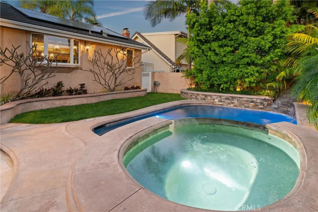 2065 Phalarope Court, Costa Mesa, California 92626 home-pic-33