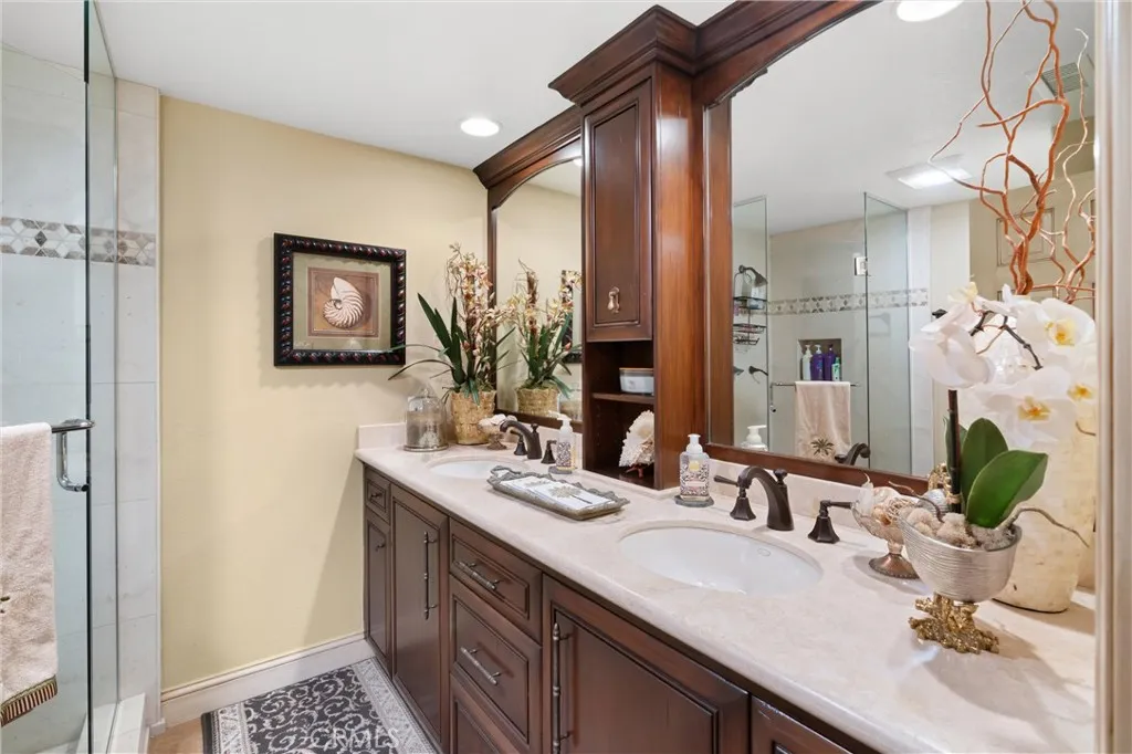2065 Phalarope Court, Costa Mesa, California 92626 home-pic-22