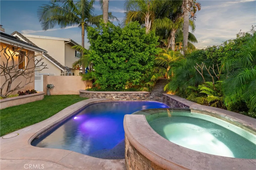 2065 Phalarope Court, Costa Mesa, California 92626 home-pic-34