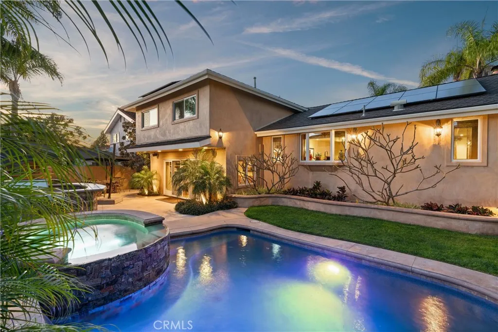 2065 Phalarope Court, Costa Mesa, California 92626 home-pic-28