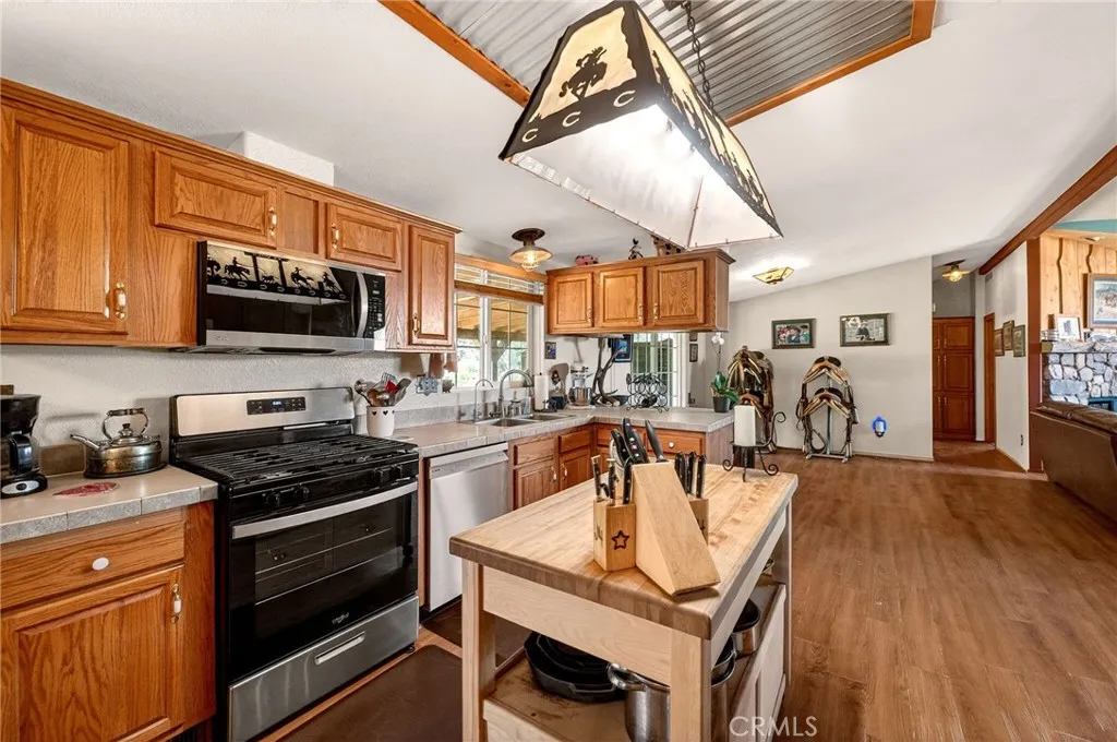 31420 Palm Avenue, Hemet, California 92543 home-pic-19