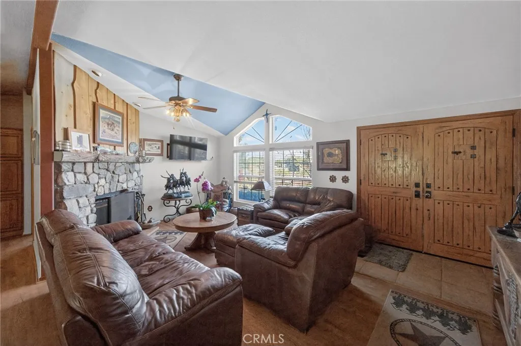 31420 Palm Avenue, Hemet, California 92543 home-pic-14