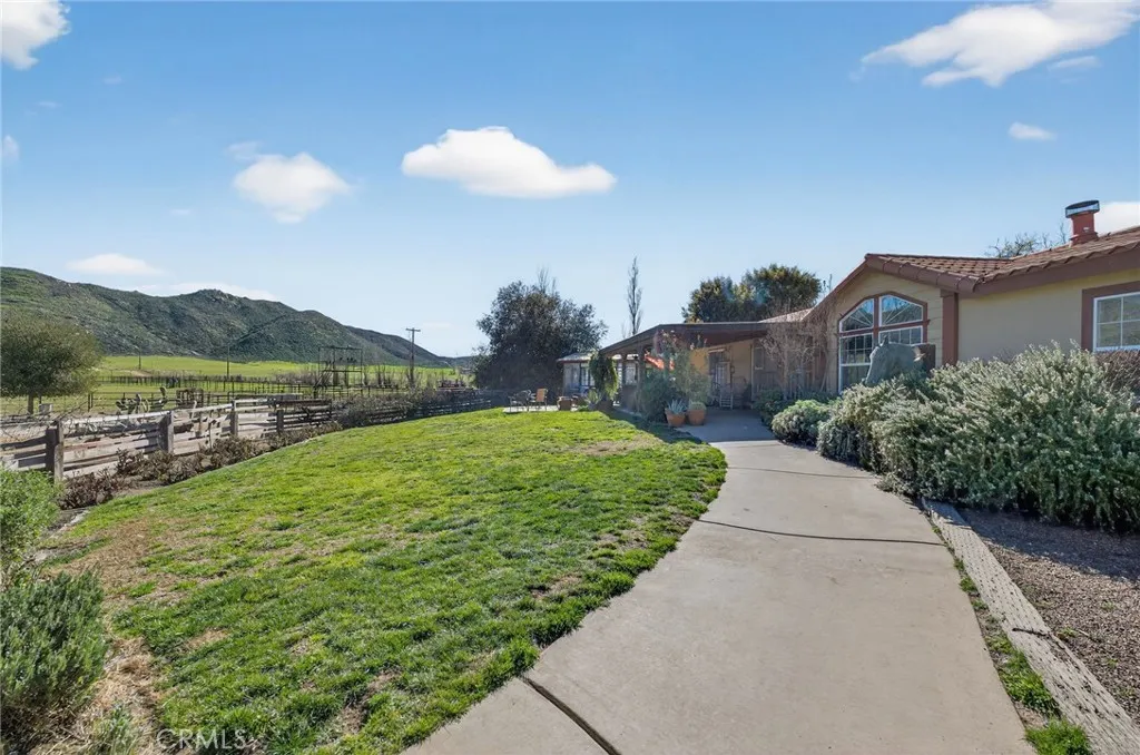 31420 Palm Avenue, Hemet, California 92543 home-pic-10