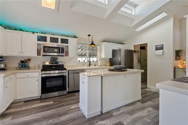 1809 Thelma 50, San Luis Obispo, California 93405