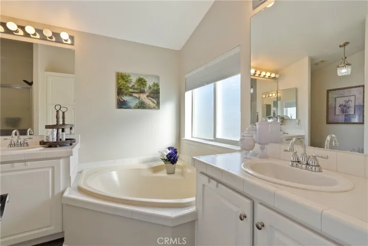 1809 Thelma 50, San Luis Obispo, California 93405