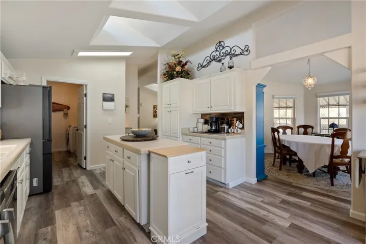 1809 Thelma 50, San Luis Obispo, California 93405