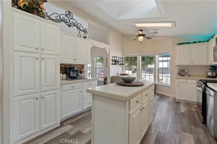 1809 Thelma 50, San Luis Obispo, California 93405