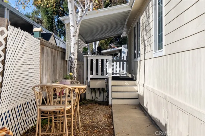 1809 Thelma 50, San Luis Obispo, California 93405