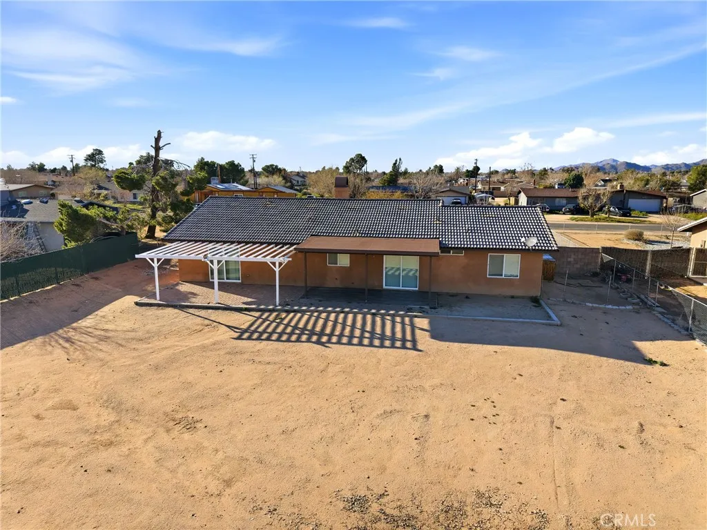13071 Clallam Rd, Apple Valley, California 92308 home-pic-36