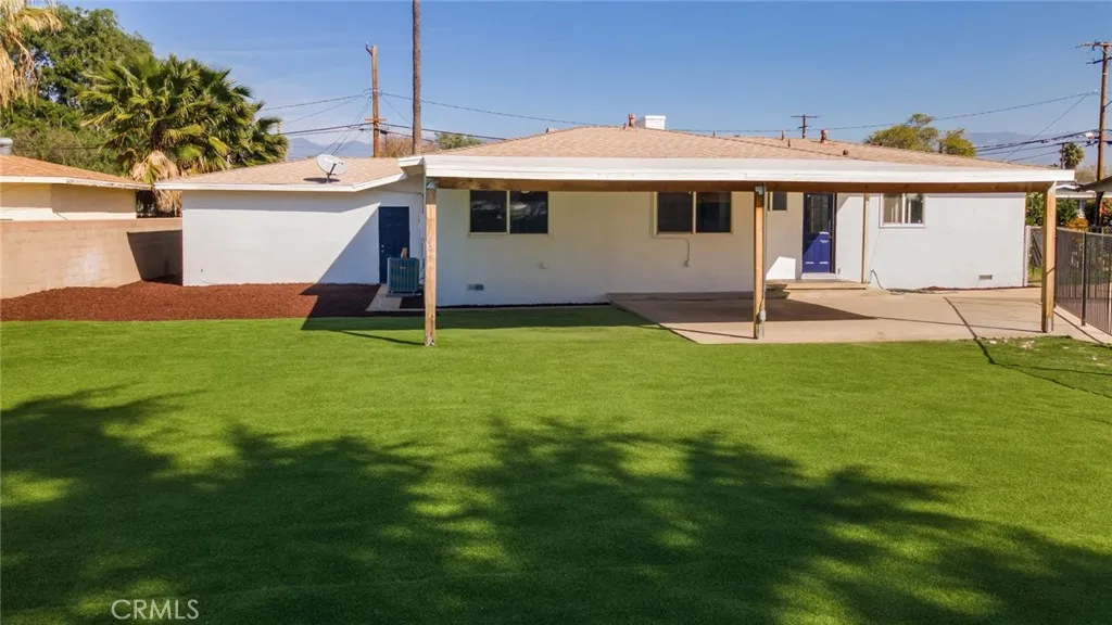 383 E Mesa, Rialto, California 92376 home-pic-16