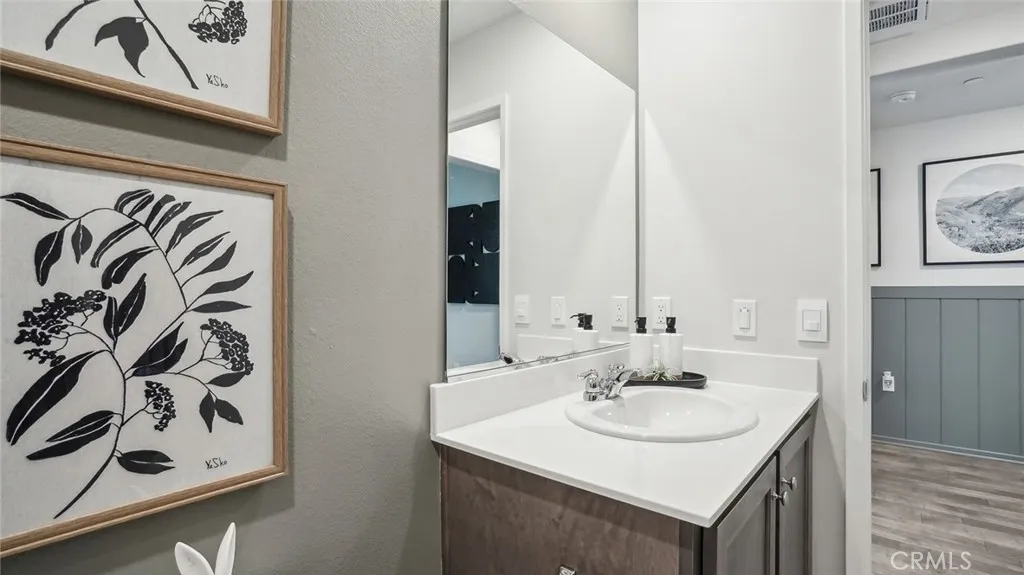 1902 Warwick Street, San Jacinto, California 92582 home-pic-19