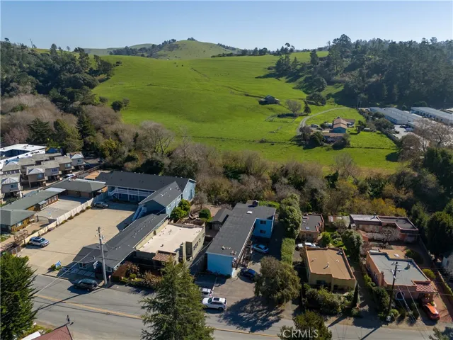 2580 Main Street, Cambria, California 93428