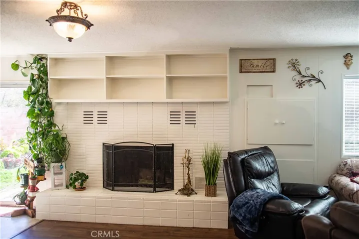 Manager's unit entry level