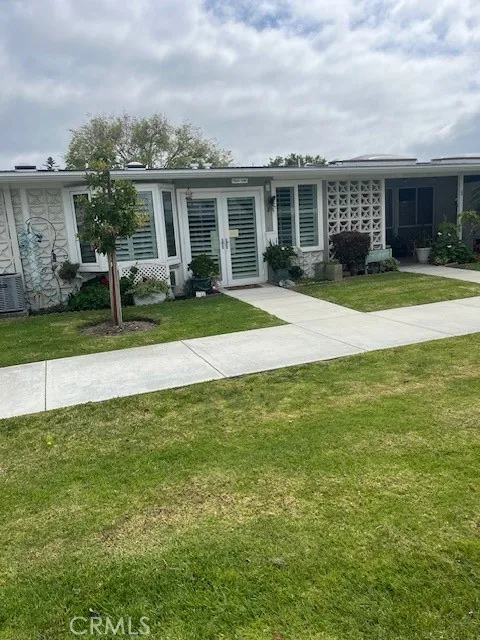 1564 Merion Way, Seal Beach, California 90740 home-pic-1