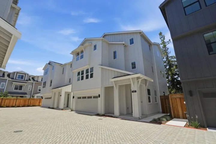 101 Sunnyside Court, Campbell, California 95008