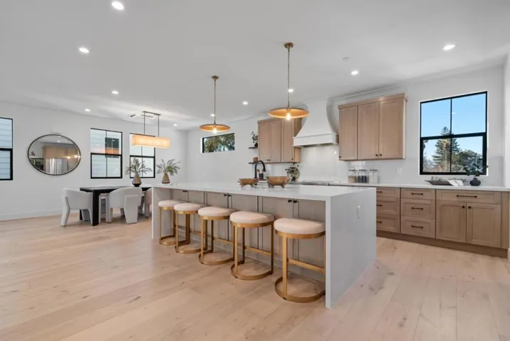 101 Sunnyside Court, Campbell, California 95008