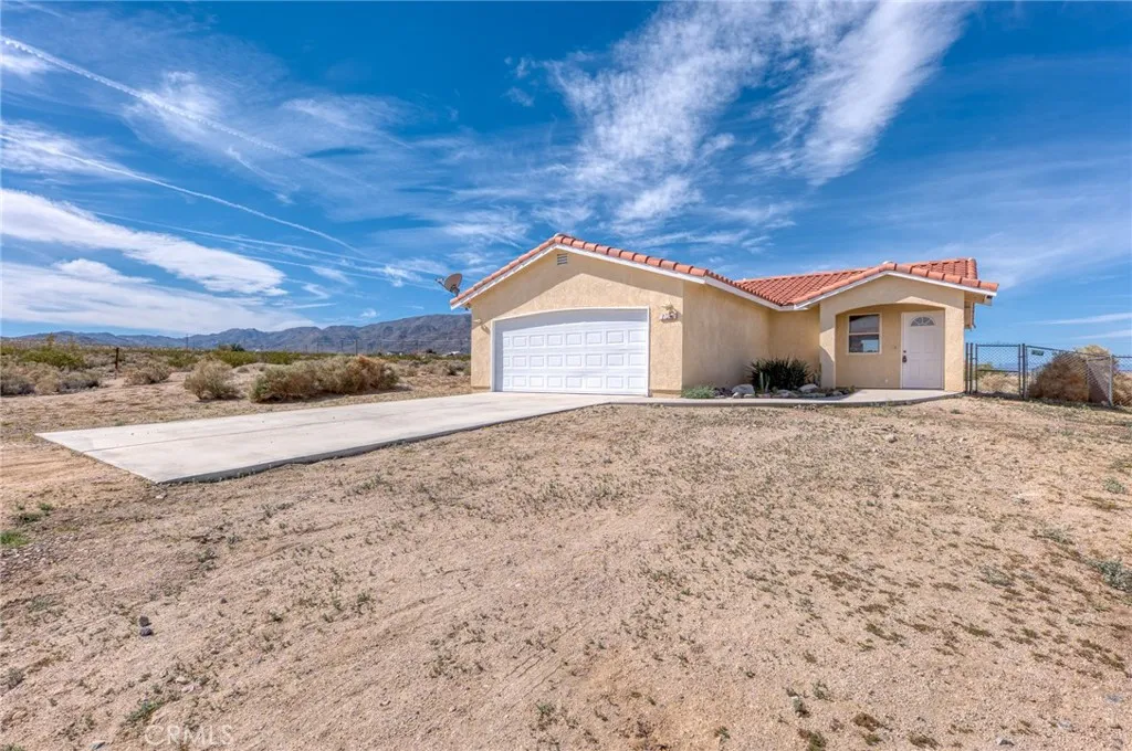 7086 Sheridan, 29 Palms, California 92277 home-pic-3