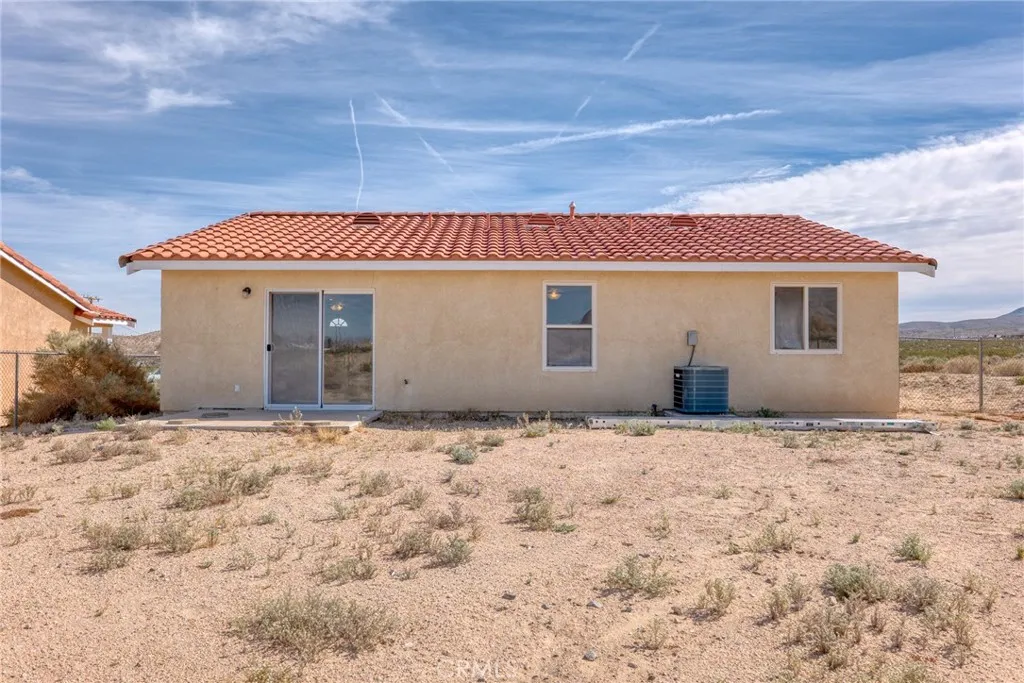 7086 Sheridan, 29 Palms, California 92277 home-pic-25