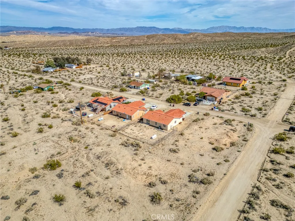 7086 Sheridan, 29 Palms, California 92277 home-pic-35