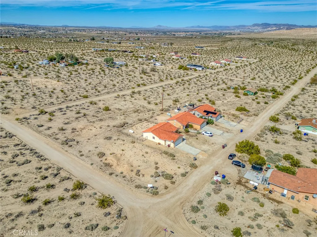 7086 Sheridan, 29 Palms, California 92277 home-pic-32