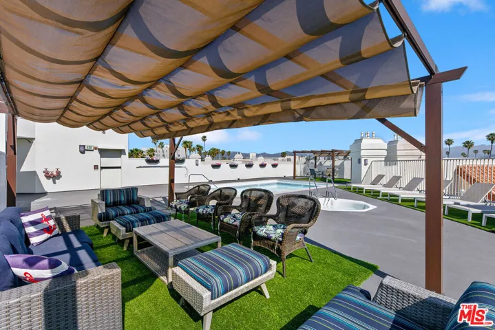 Rooftop Covered Seating