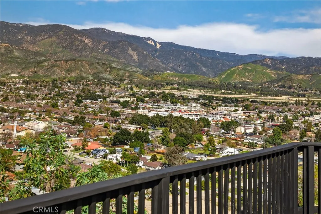 466 Edgerton, San Bernardino, California 92405 home-pic-28