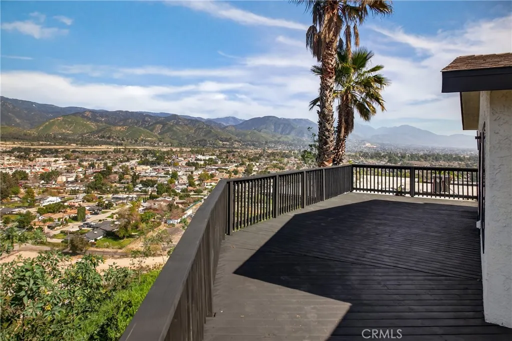 466 Edgerton, San Bernardino, California 92405 home-pic-3