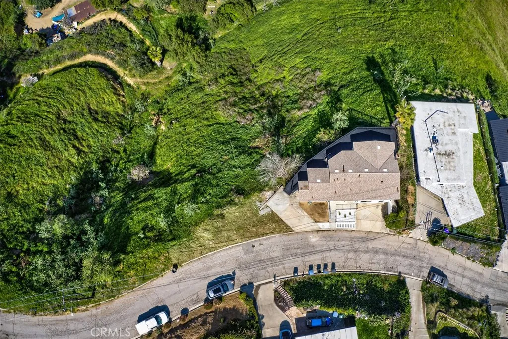 466 Edgerton, San Bernardino, California 92405 home-pic-34