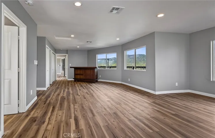 466 Edgerton, San Bernardino, California 92405
