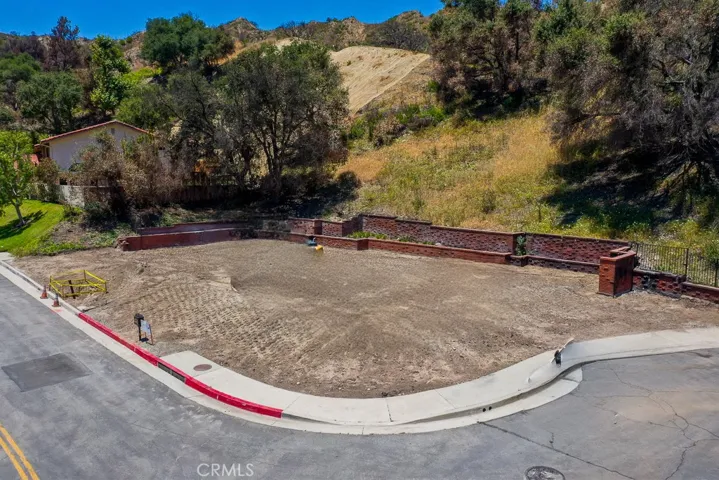 17798 Camino De Yatasto, Pacific Palisades, California 90272