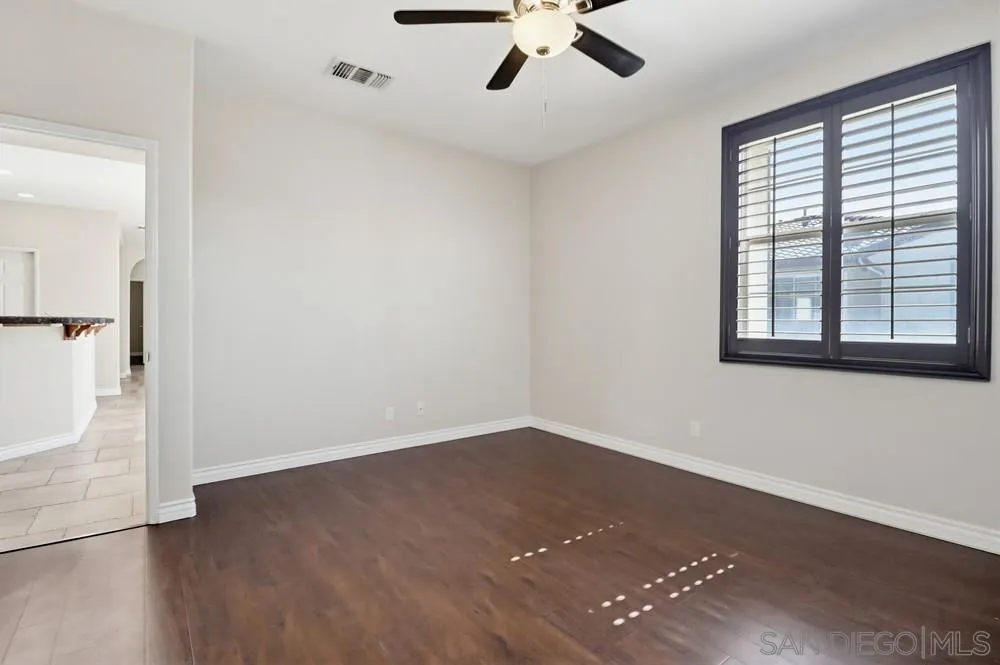 1461 Caminito Sardin 1, Chula Vista, California 91915 home-pic-37