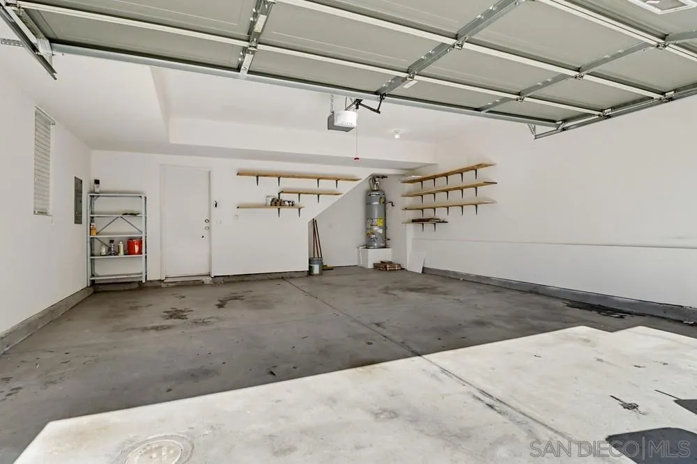 1461 Caminito Sardin 1, Chula Vista, California 91915 home-pic-43