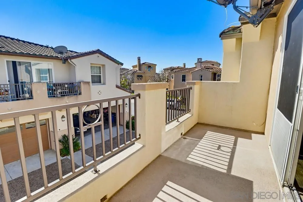 1461 Caminito Sardin 1, Chula Vista, California 91915 home-pic-33
