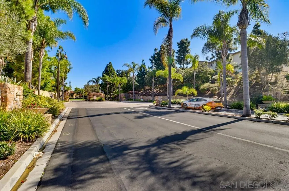 1461 Caminito Sardin 1, Chula Vista, California 91915 home-pic-49