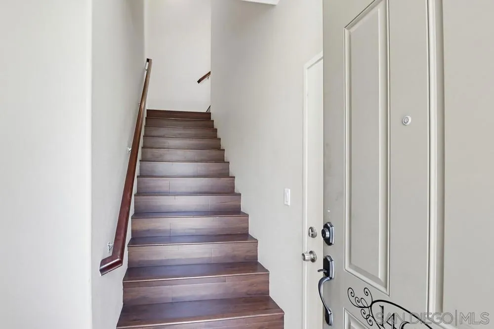 1461 Caminito Sardin 1, Chula Vista, California 91915 home-pic-5