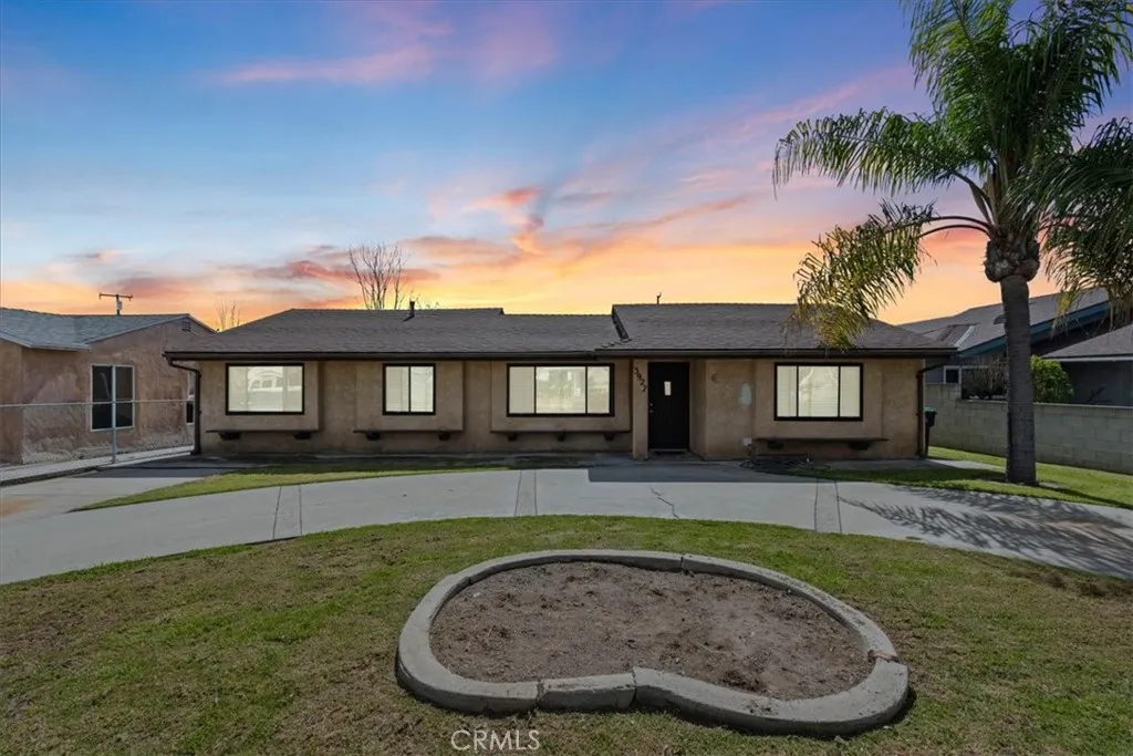 3927 Christina, Chino, California 91710 home-pic-1