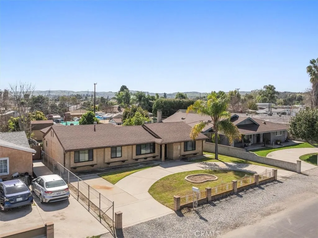 3927 Christina, Chino, California 91710 home-pic-30
