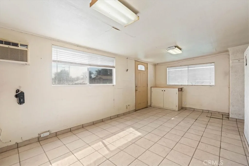 3927 Christina, Chino, California 91710 home-pic-13