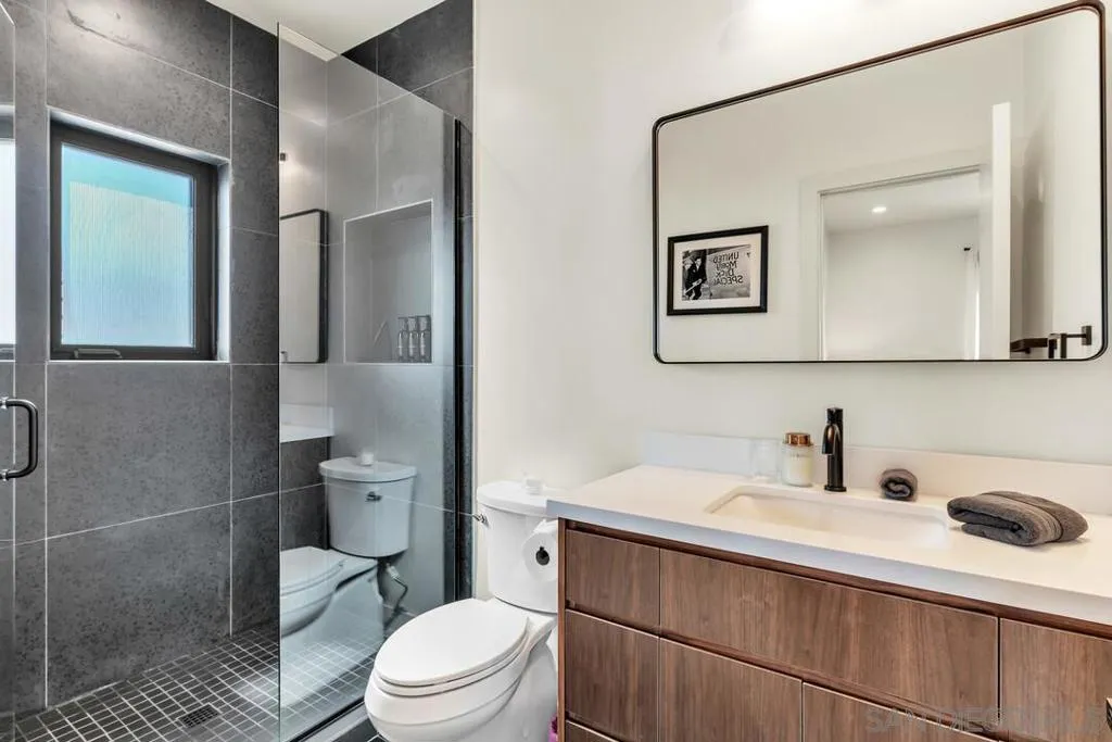 806 N Cleveland St Unit 2 Unit 2 - The Star, Oceanside, California 92054 home-pic-11