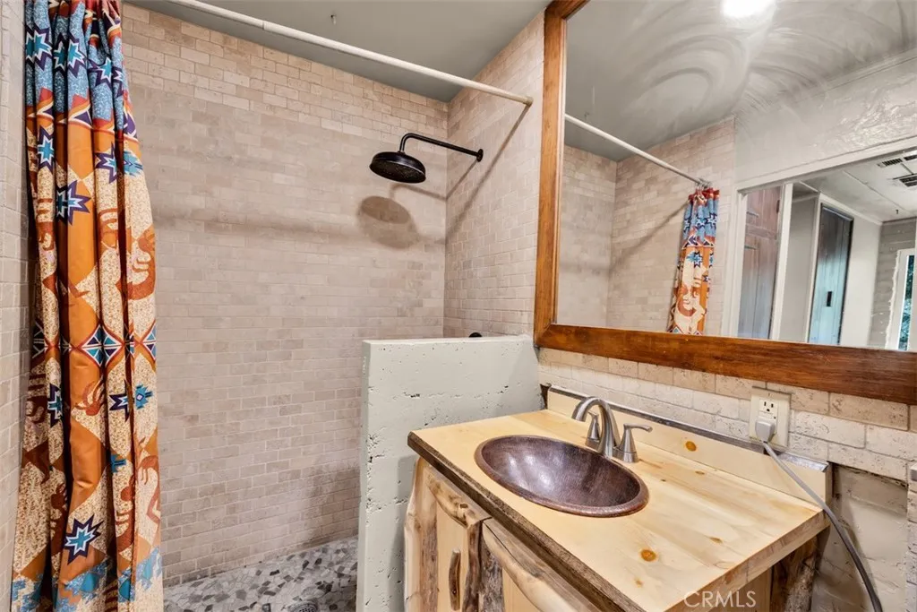 49399 Conejo, Morongo Valley, California 92256 home-pic-12