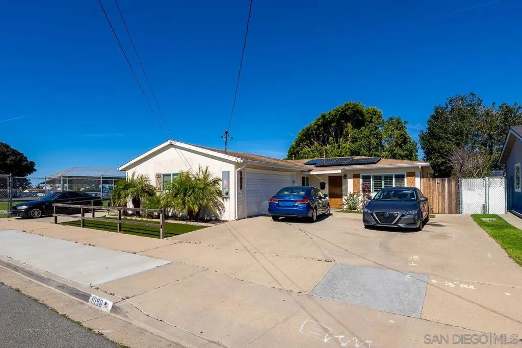 1096 Grove Avenue, Imperial Beach, California 91932 home-pic-5