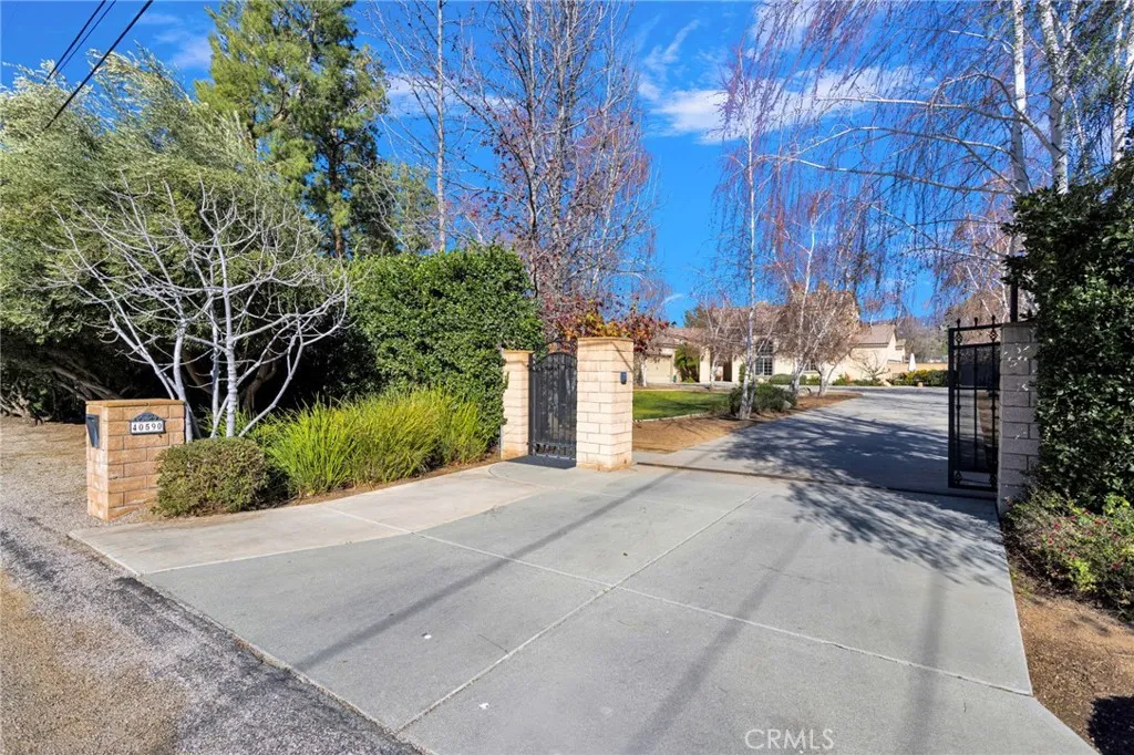 40590 Lincoln, Cherry Valley, California 92223 home-pic-5