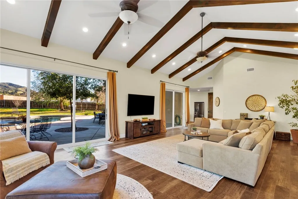 40590 Lincoln, Cherry Valley, California 92223 home-pic-27
